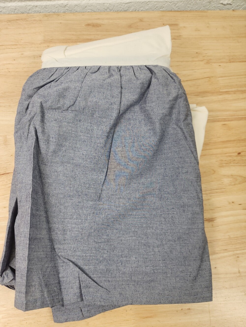 Pottery Barn Kids Chambray Blue Bedskirt 100% Cotton Sz Twin NOS Farmhouse